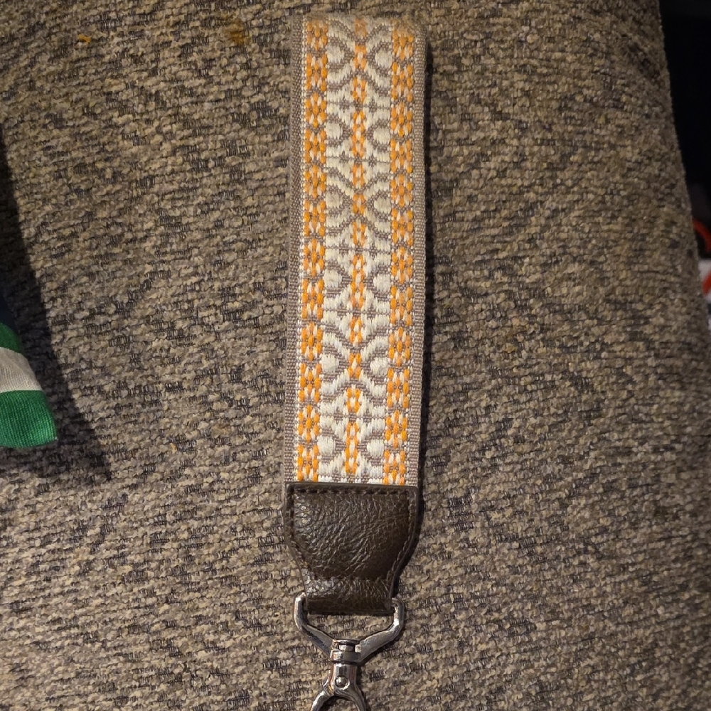 Thirty One Wide Strap For Keys